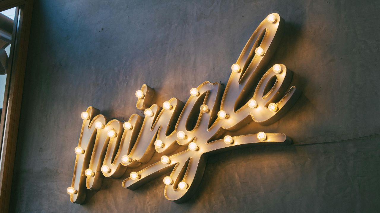 Anuncios y letreros luminosos en Guadalajara